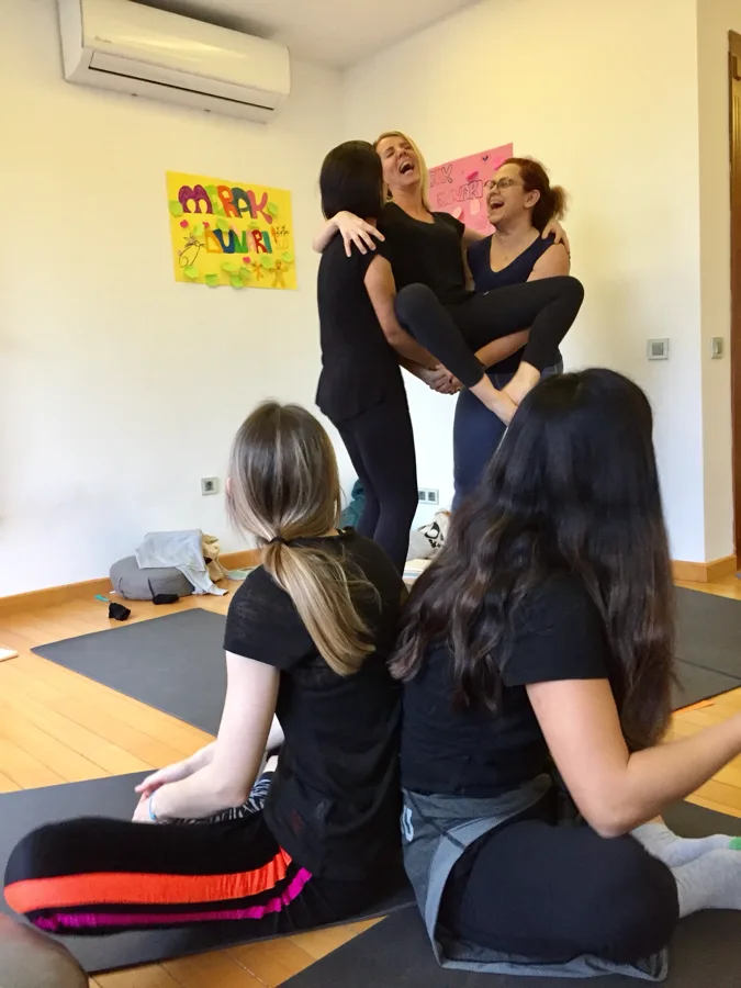 Çocuk yogası eğitmenliği programından kare 21