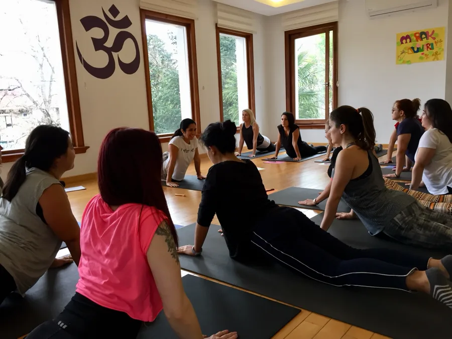 Çocuk yogası eğitmenliği programından kare 22