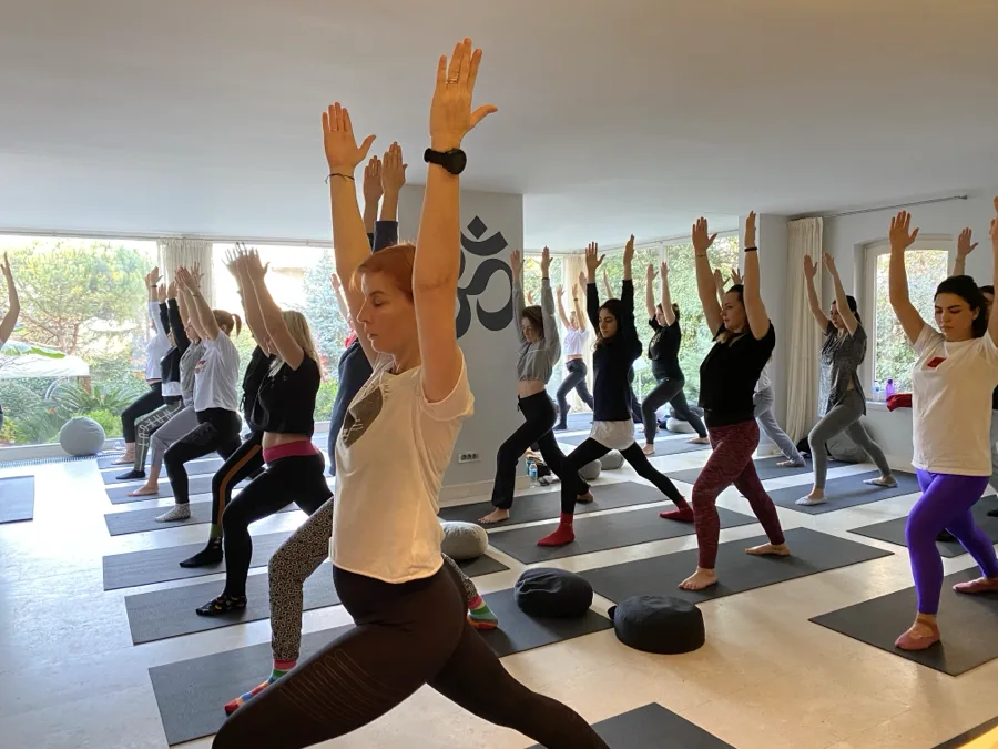 Çocuk yogası eğitmenliği programından kare 25